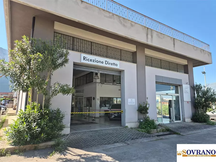 Immagine 5 di Capannone industriale in vendita  a Carini