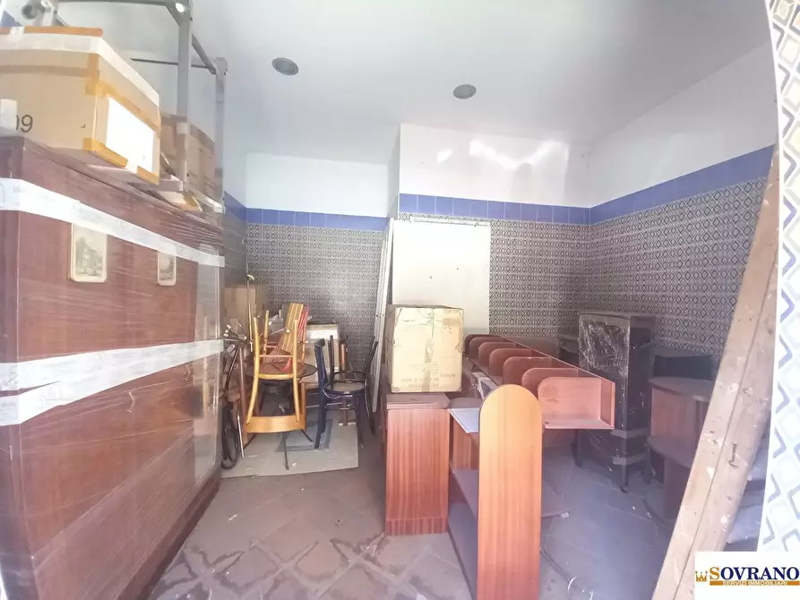 Immagine 4 di Negozio in vendita  a Palermo