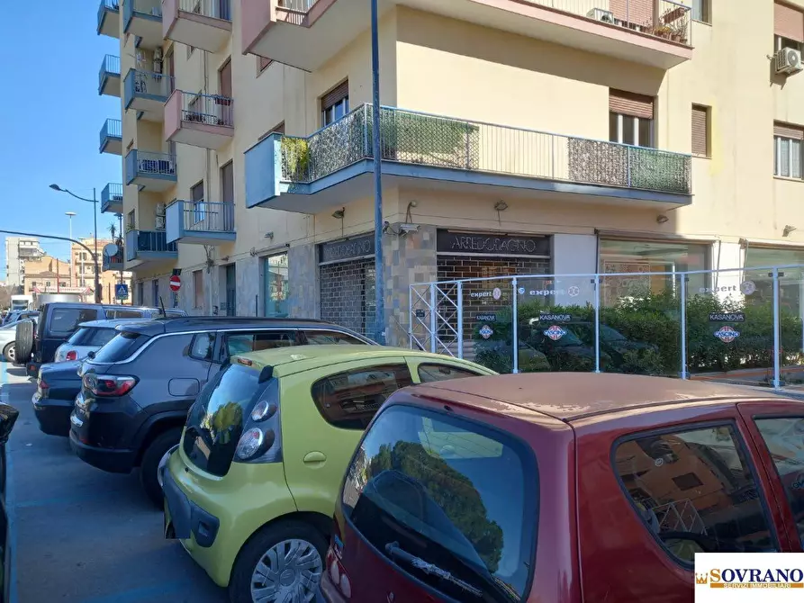 Immagine 4 di Negozio in vendita  85/f - 87 a Palermo