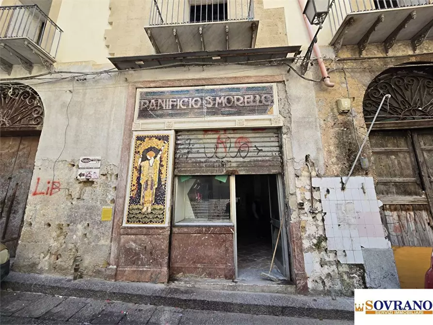 Immagine 2 di Magazzino in vendita  a Palermo