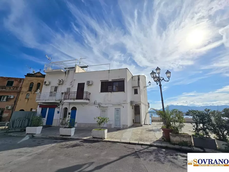 Immagine 2 di Casa indipendente in vendita  a Palermo