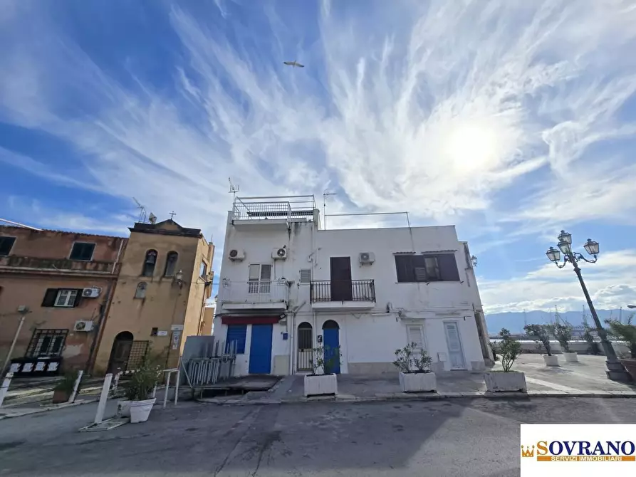 Immagine 1 di Casa indipendente in vendita  a Palermo