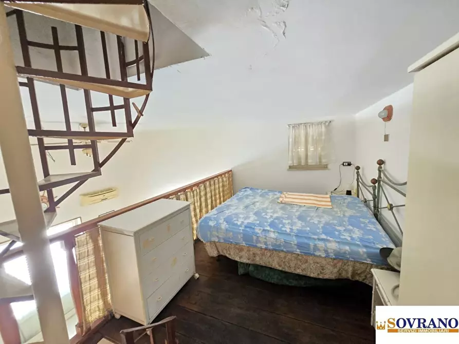 Immagine 10 di Casa indipendente in vendita  a Palermo