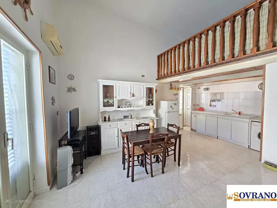 Immagine 7 di Casa indipendente in vendita  a Palermo