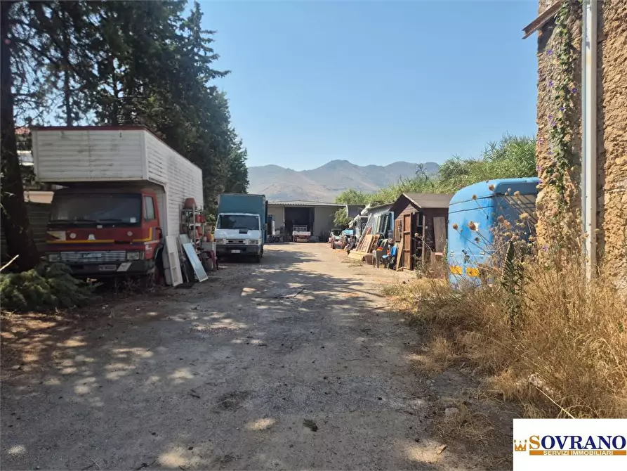 Immagine 3 di Terreno in vendita  a Palermo
