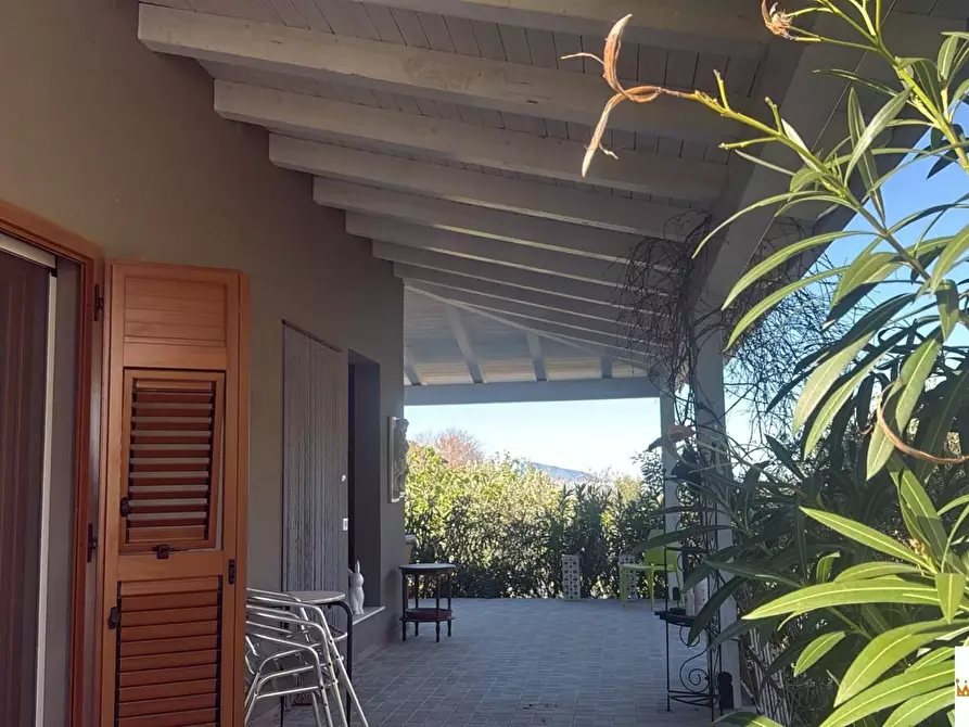 Immagine 10 di Villa in vendita  a Carini