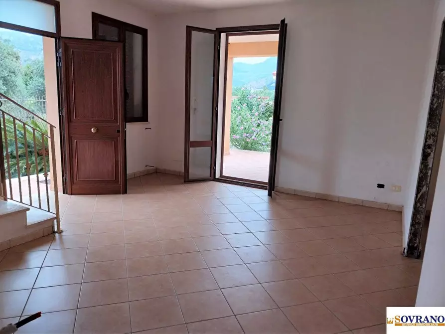 Immagine 9 di Villa in vendita  104 a Carini