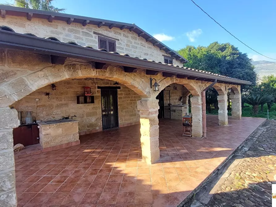 Immagine 4 di Villa in vendita  a Carini