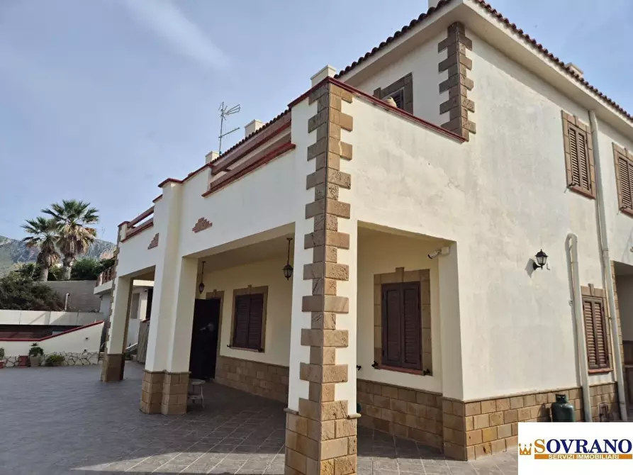 Immagine 6 di Villa in vendita  a Trappeto