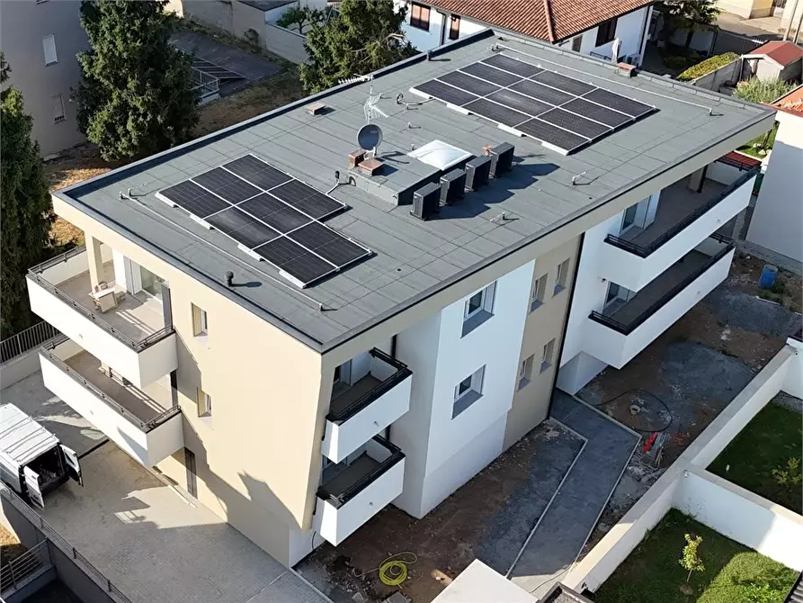 Immagine 7 di Appartamento in vendita  a Parabiago
