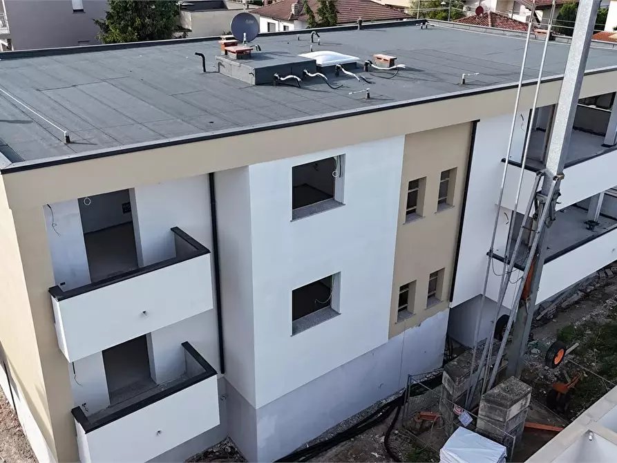 Immagine 6 di Appartamento in vendita  a Parabiago