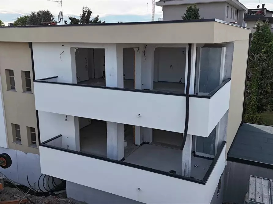 Immagine 3 di Appartamento in vendita  a Parabiago