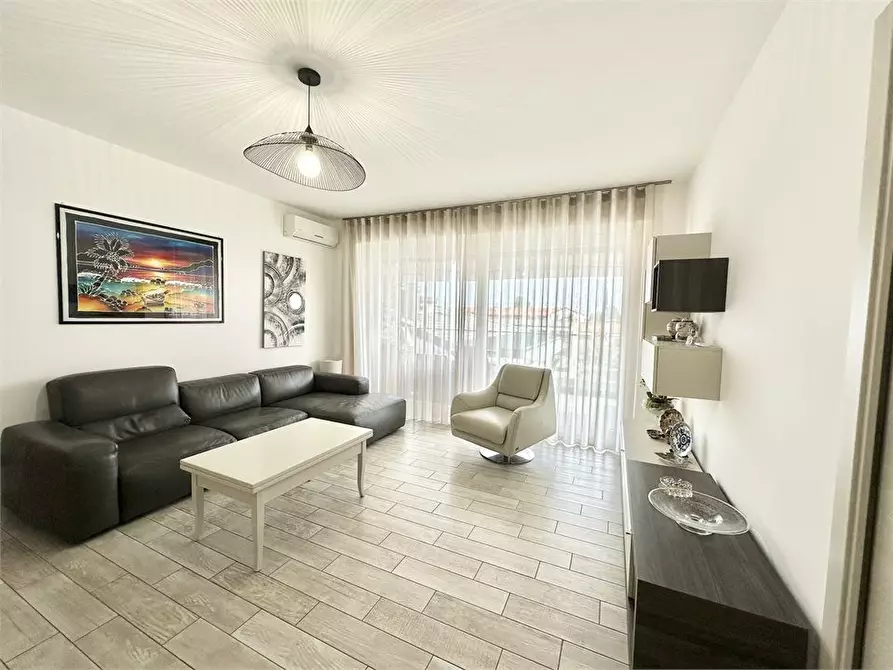 Immagine 3 di Appartamento in vendita  a Villa Cortese
