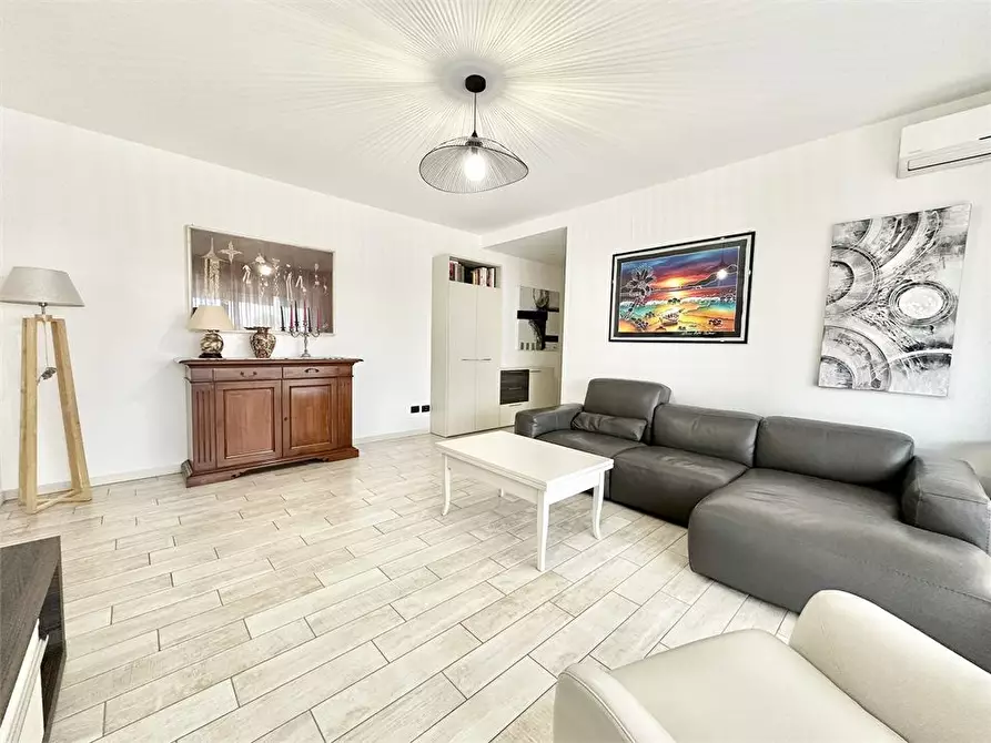 Immagine 4 di Appartamento in vendita  a Villa Cortese
