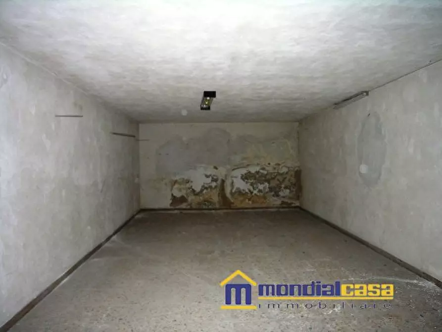 Immagine 4 di Garage in vendita  a Pachino