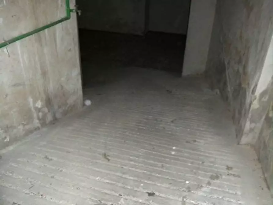 Immagine 8 di Garage in vendita  a Pachino
