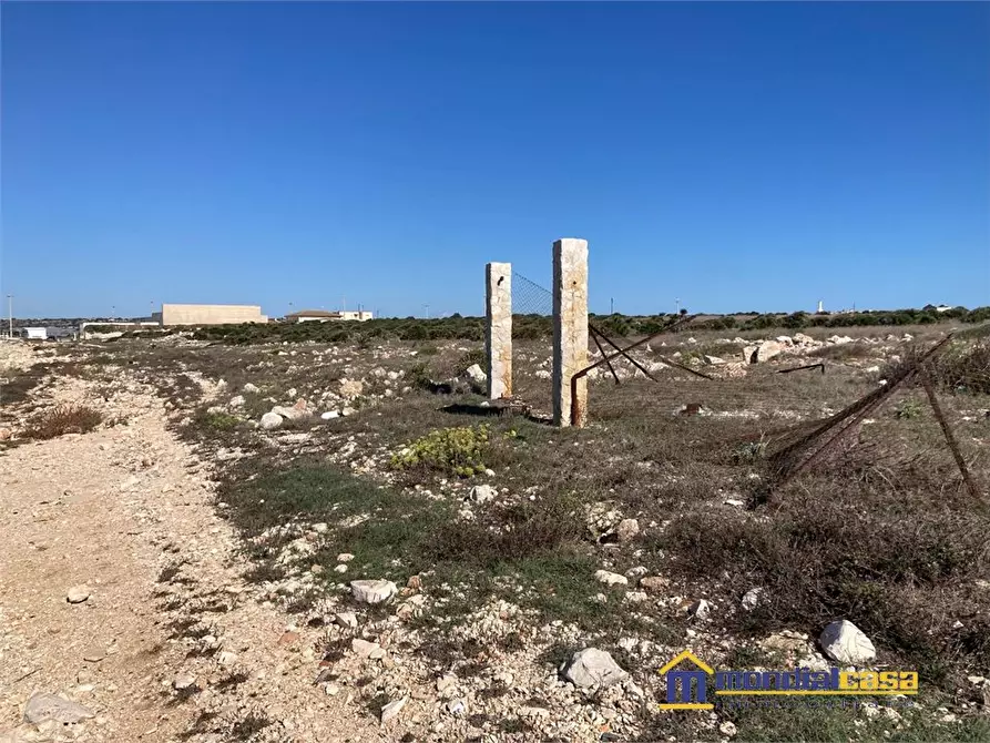 Immagine 3 di Terreno in vendita  a Portopalo Di Capo Passero