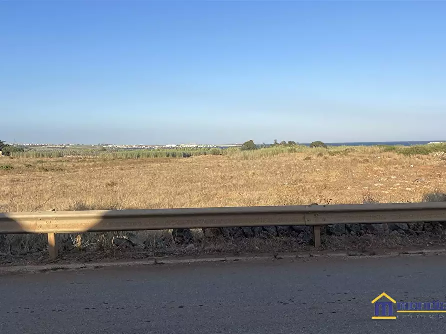 Immagine 4 di Terreno in vendita  a Portopalo Di Capo Passero