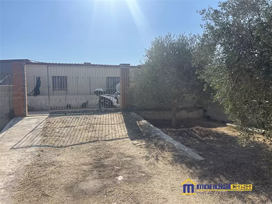 Immagine 5 di Villa in vendita  a Portopalo Di Capo Passero