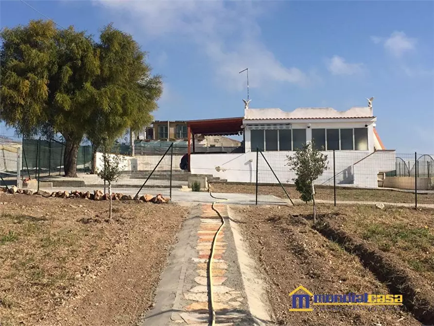 Immagine 8 di Villa in vendita  a Pachino