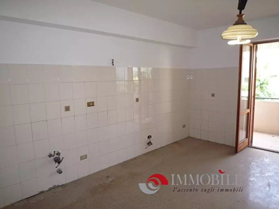 Immagine 5 di Appartamento in vendita  a Melito Di Porto Salvo