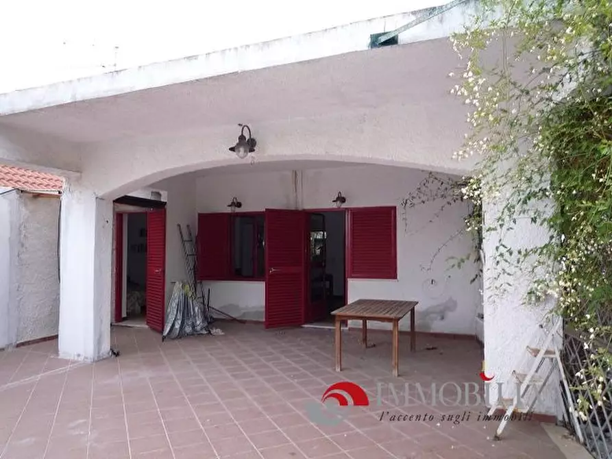 Immagine 1 di Villa in vendita  a Brancaleone