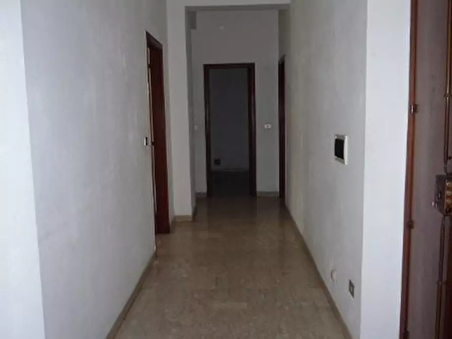 Immagine 3 di Appartamento in vendita  a Reggio Di Calabria