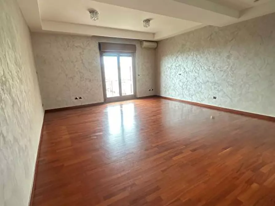 Immagine 1 di Appartamento in affitto  a Melito Di Porto Salvo