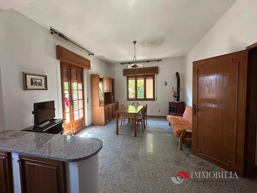 Immagine 4 di Appartamento in affitto  a Melito Di Porto Salvo