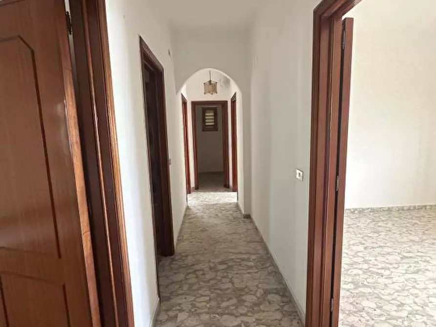 Immagine 4 di Casa indipendente in vendita  a Bova Marina