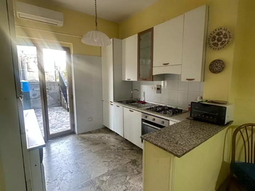 Immagine 5 di Casa indipendente in vendita  a San Lorenzo