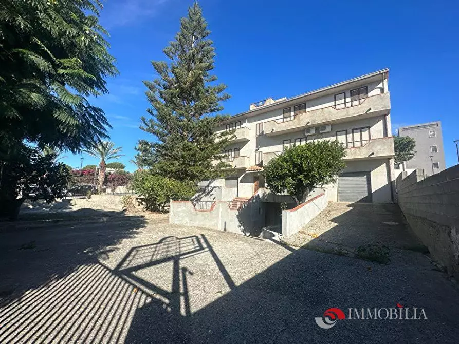 Immagine 3 di Casa indipendente in vendita  a Melito Di Porto Salvo