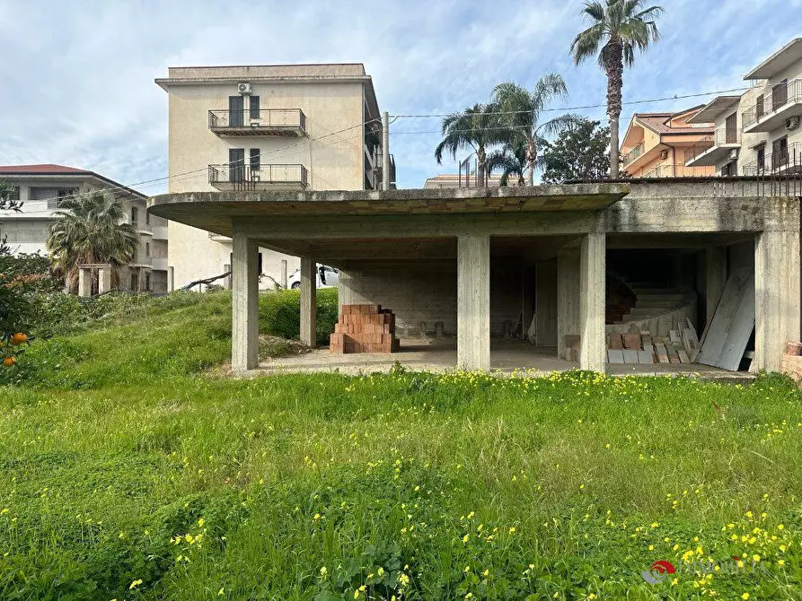 Immagine 7 di Casa indipendente in vendita  a Melito Di Porto Salvo