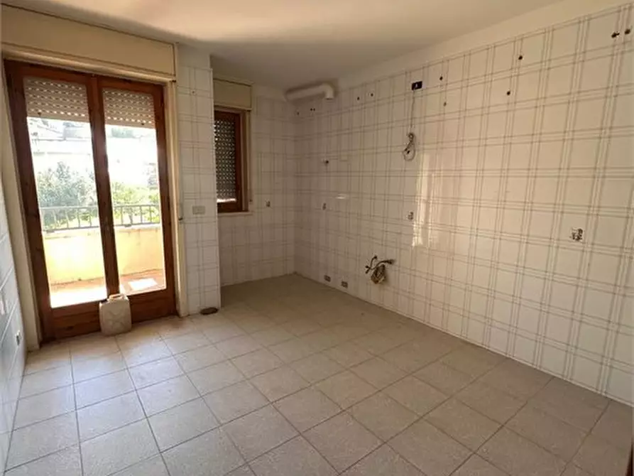 Immagine 6 di Appartamento in vendita  a Bova Marina