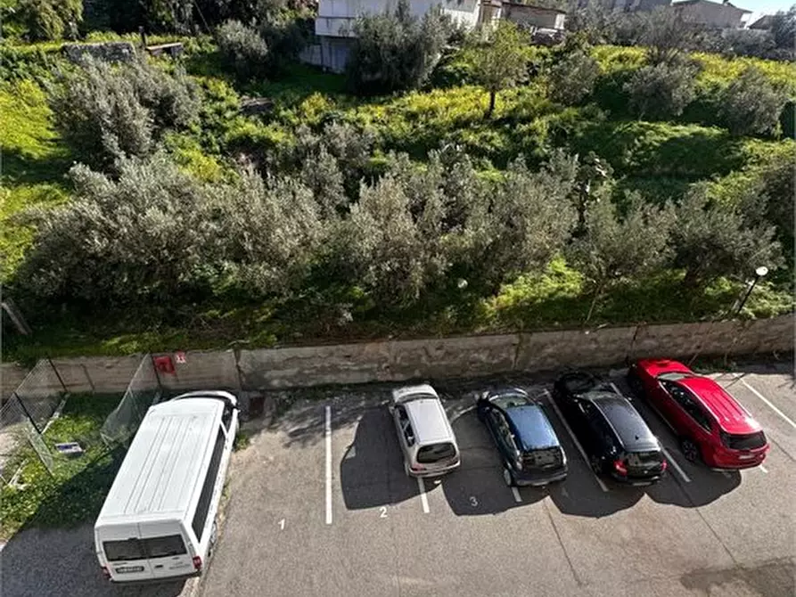 Immagine 4 di Appartamento in vendita  a Bova Marina