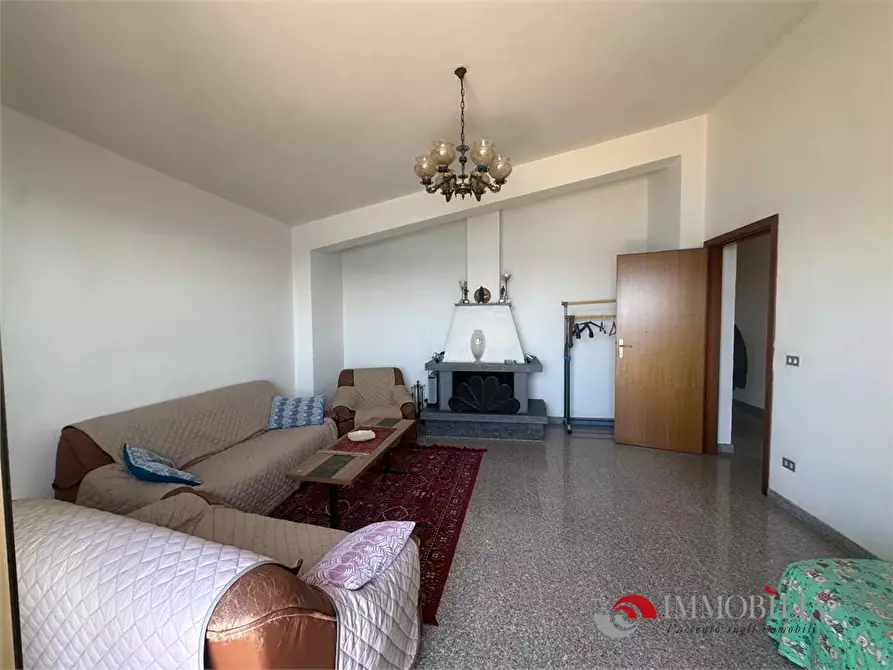 Immagine 5 di Appartamento in vendita  a Melito Di Porto Salvo