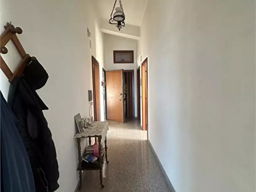 Immagine 9 di Appartamento in vendita  a Melito Di Porto Salvo