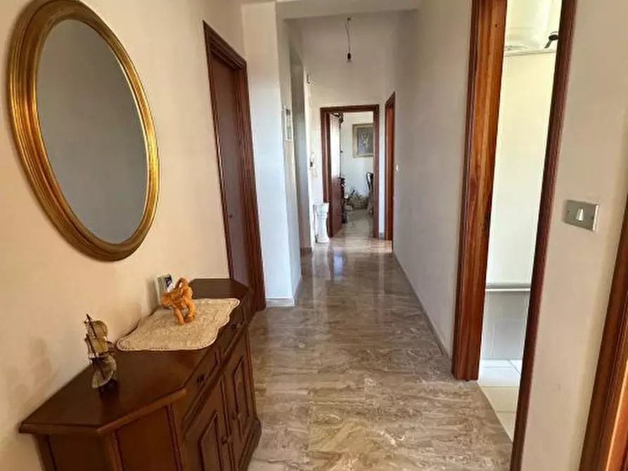 Immagine 9 di Appartamento in vendita  9 a Melito Di Porto Salvo