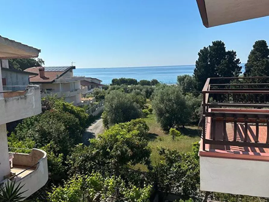 Immagine 1 di Appartamento in vendita  a Condofuri