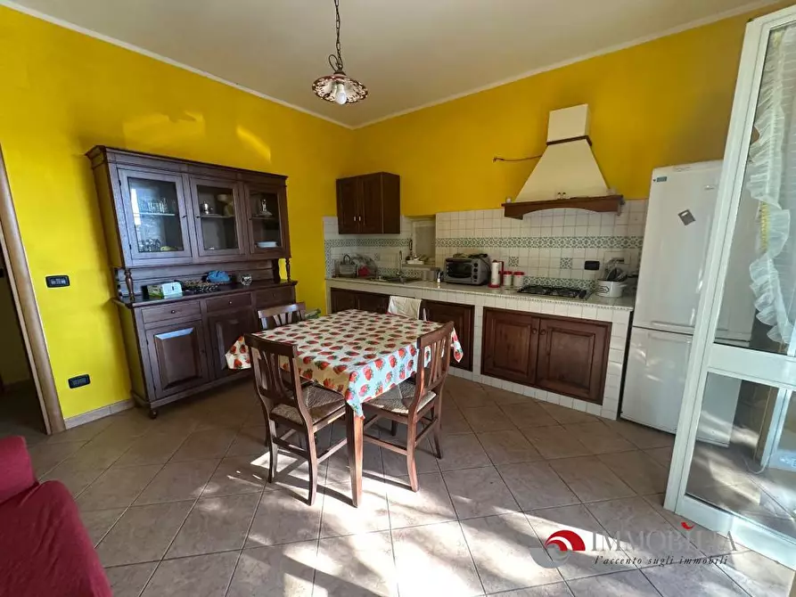 Immagine 4 di Appartamento in vendita  30 a Melito Di Porto Salvo