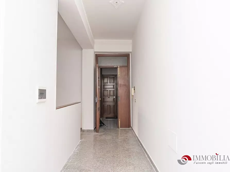 Immagine 7 di Palazzo in vendita  a Melito Di Porto Salvo