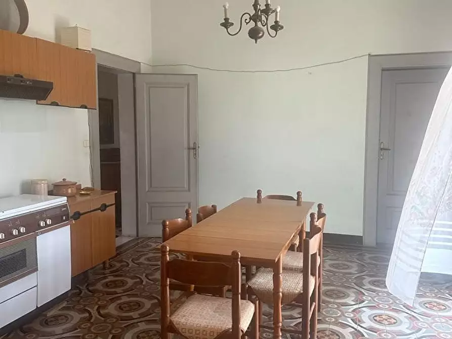 Immagine 6 di Palazzo in vendita  a Bova Marina