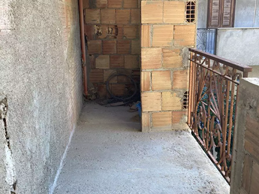 Immagine 4 di Rustico / casale in vendita  a Melito Di Porto Salvo