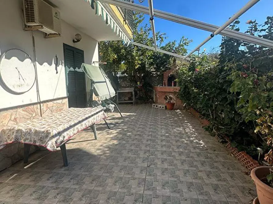 Immagine 1 di Casa semindipendente in vendita  a Melito Di Porto Salvo
