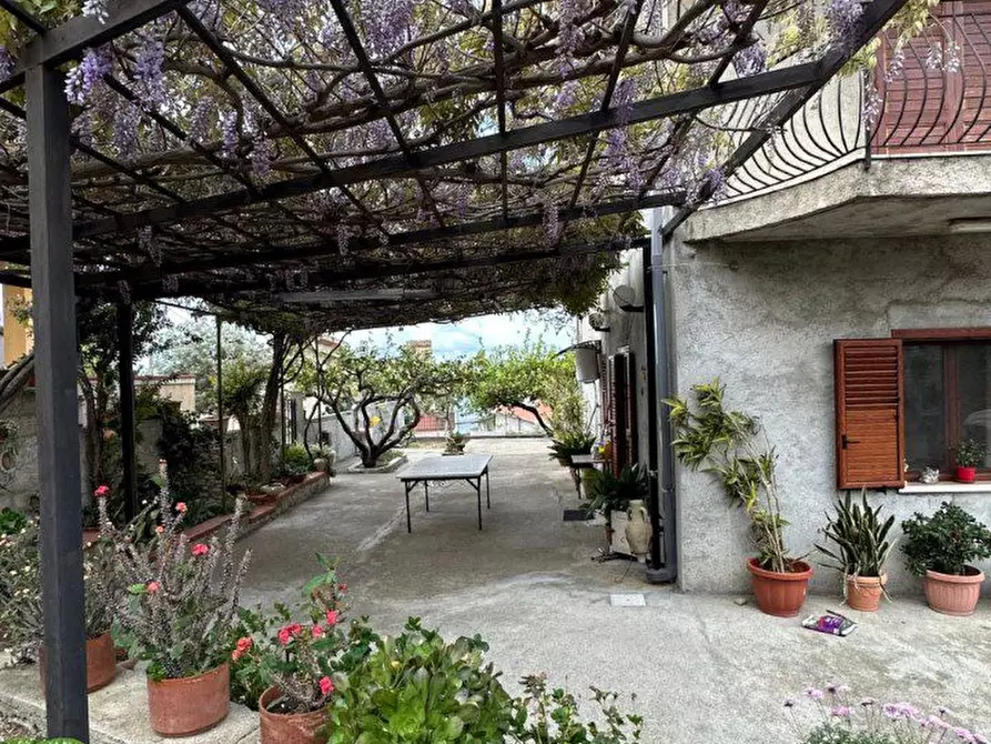 Immagine 3 di Villa in vendita  a Montebello Ionico
