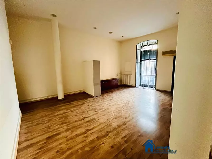 Immagine 5 di Appartamento in vendita  a Capurso