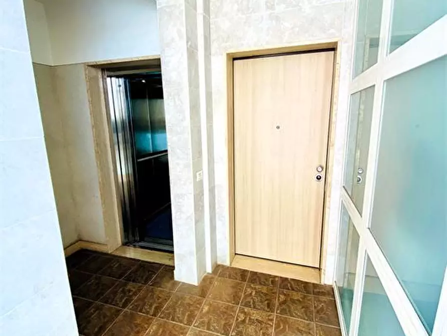 Immagine 8 di Appartamento in vendita  a Capurso