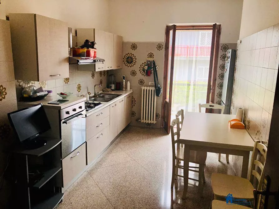 Immagine 6 di Appartamento in vendita  a Capurso