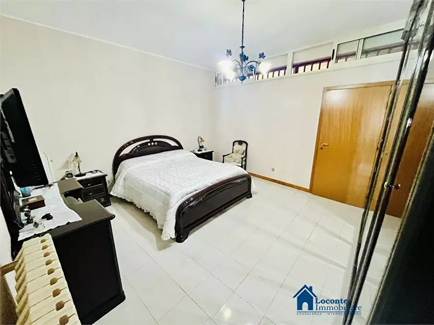 Immagine 10 di Appartamento in vendita  a Capurso