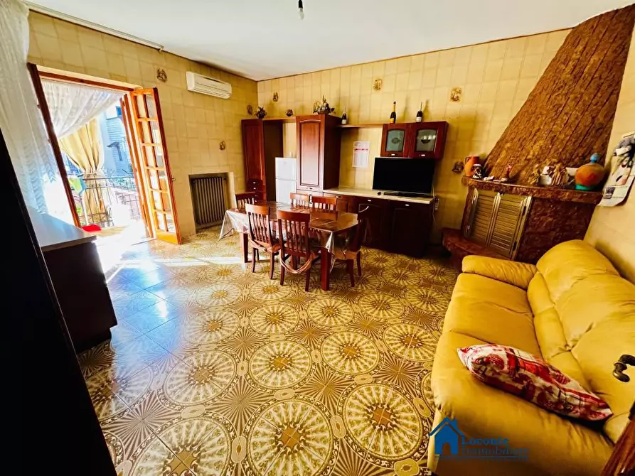 Immagine 6 di Appartamento in vendita  a Capurso